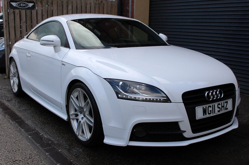 AUDI TT