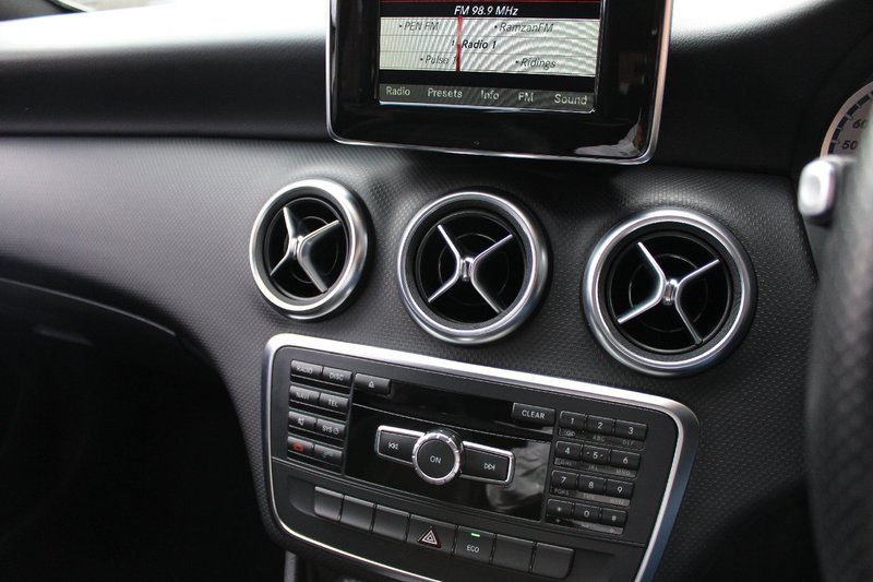 MERCEDES-BENZ A CLASS