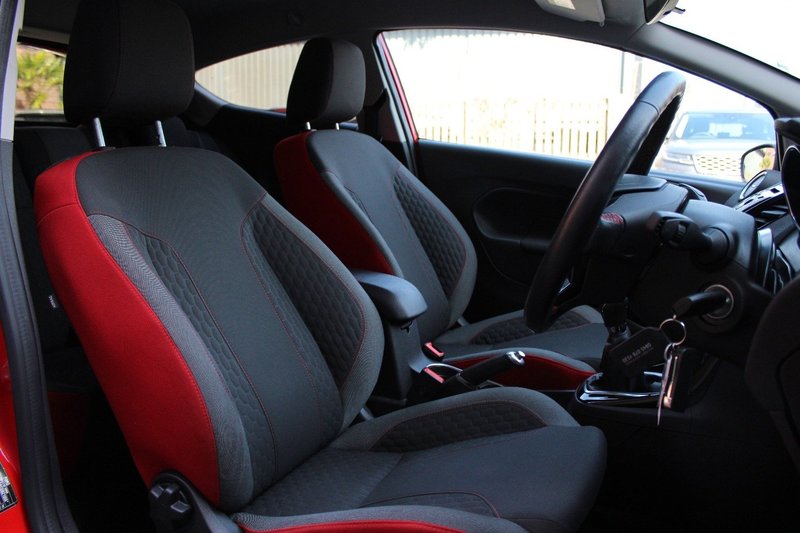 FORD FIESTA