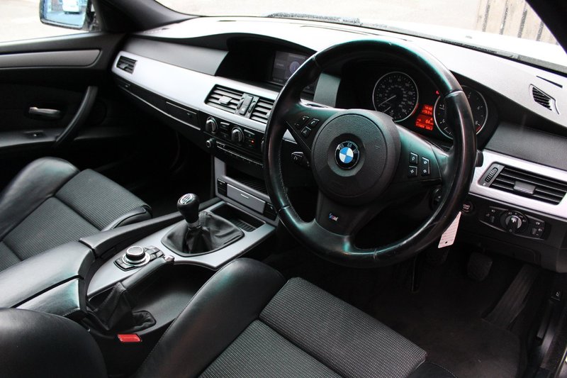 BMW 5 SERIES