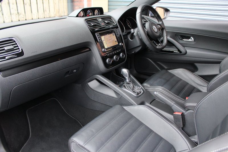 VOLKSWAGEN SCIROCCO