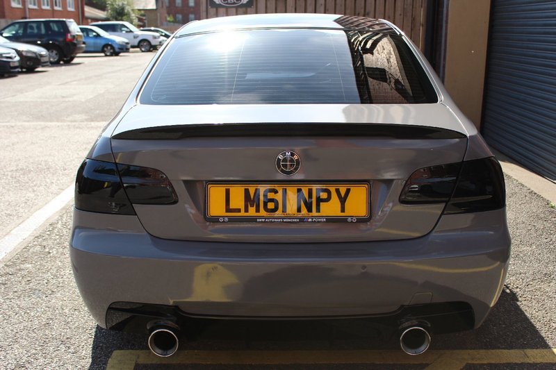 BMW 3 SERIES