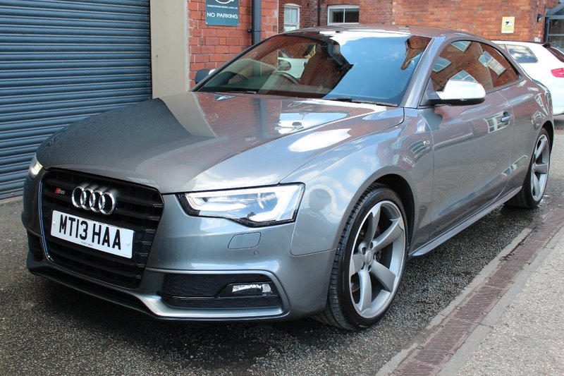 AUDI S5