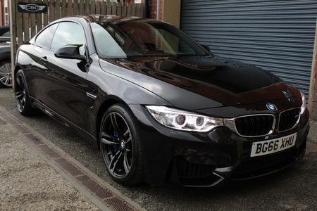 BMW 4 SERIES M4
