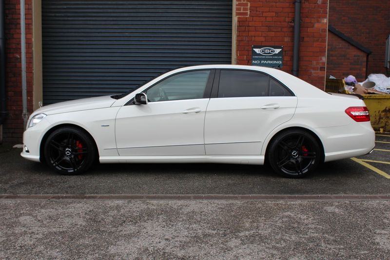 MERCEDES-BENZ E CLASS