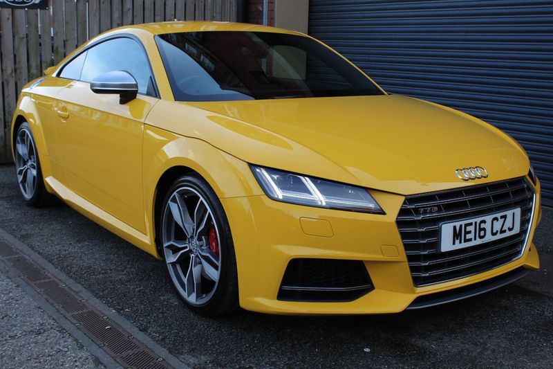 AUDI TT
