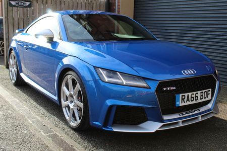 AUDI TT TTRS TFSI QUATTRO
