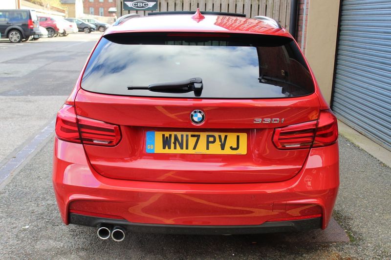 BMW 3 SERIES
