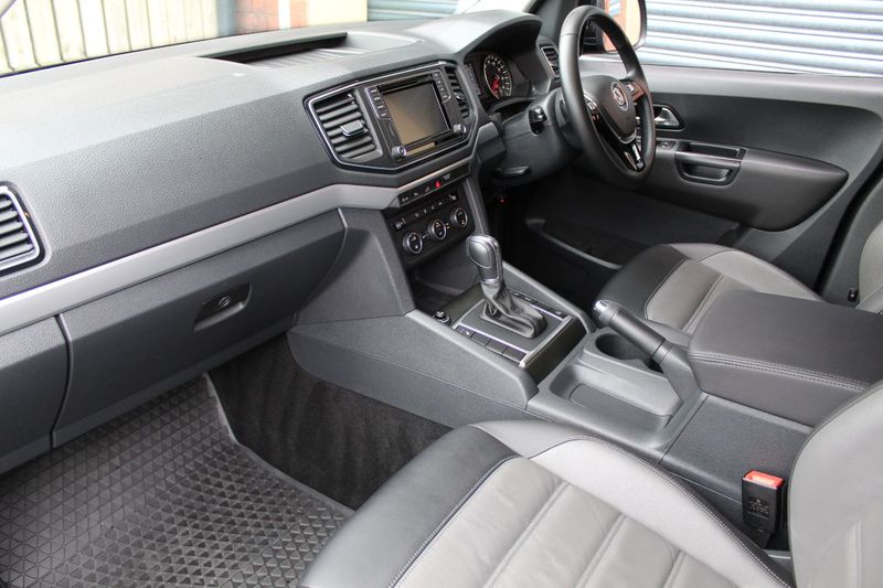 VOLKSWAGEN AMAROK