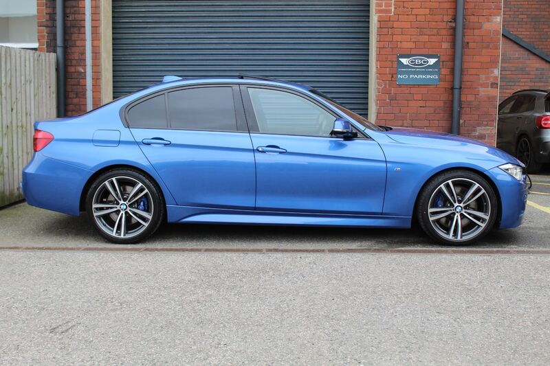 BMW 3 SERIES
