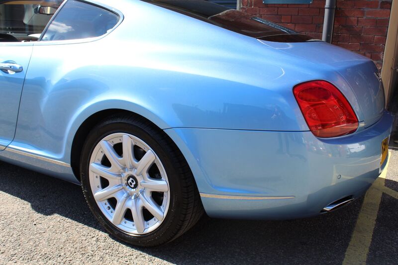 BENTLEY CONTINENTAL