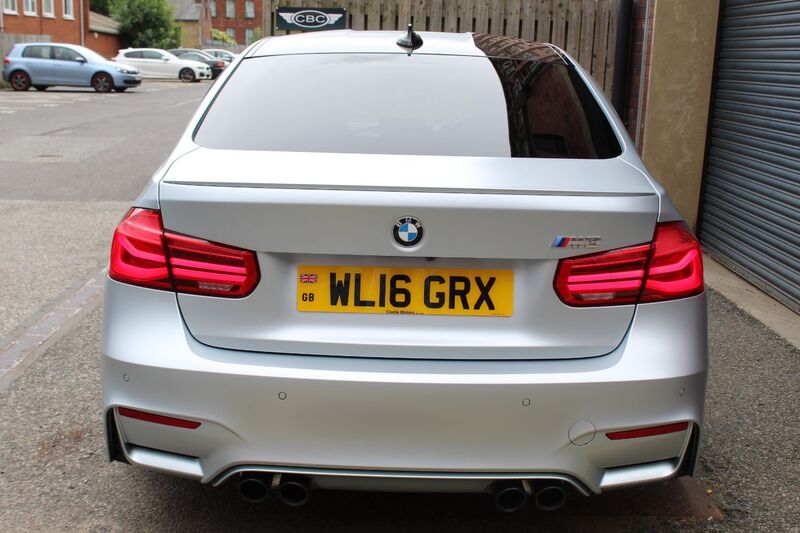 BMW 3 SERIES