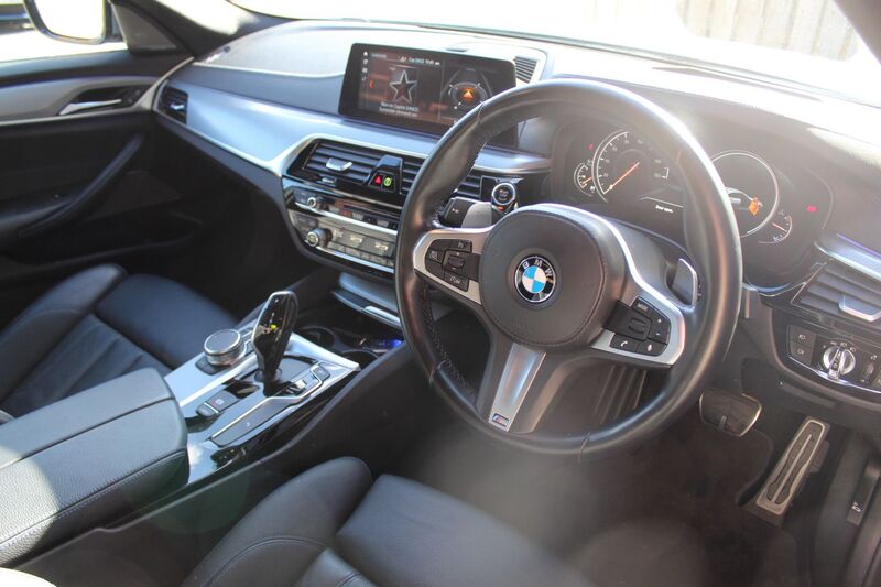 BMW 5 SERIES