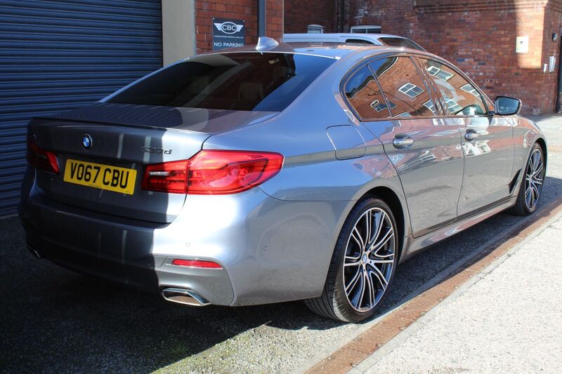 BMW 5 SERIES