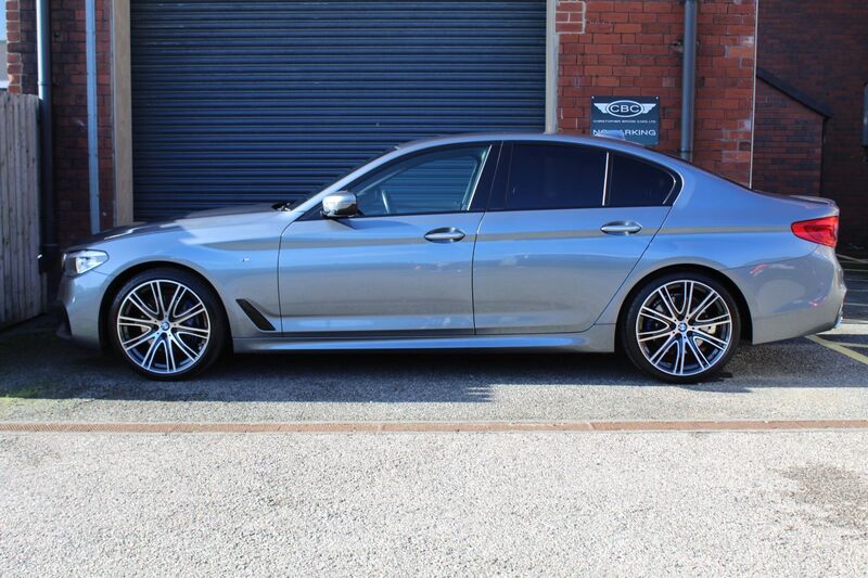 BMW 5 SERIES