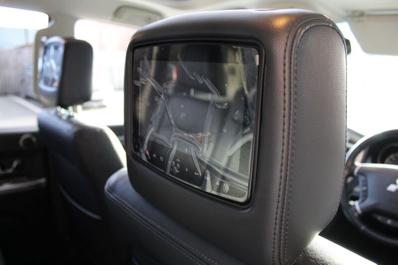 MITSUBISHI SHOGUN