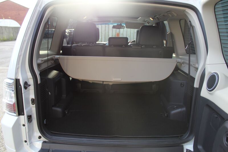 MITSUBISHI SHOGUN