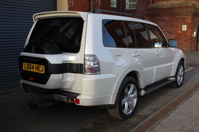 MITSUBISHI SHOGUN