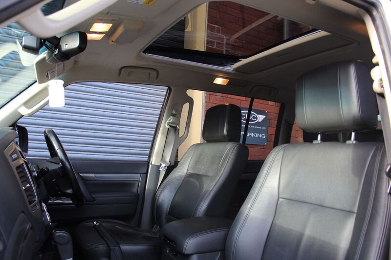 MITSUBISHI SHOGUN
