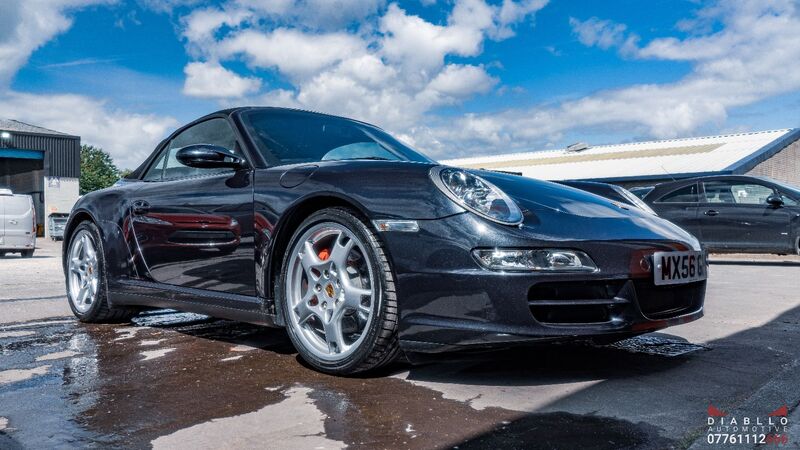PORSCHE 911