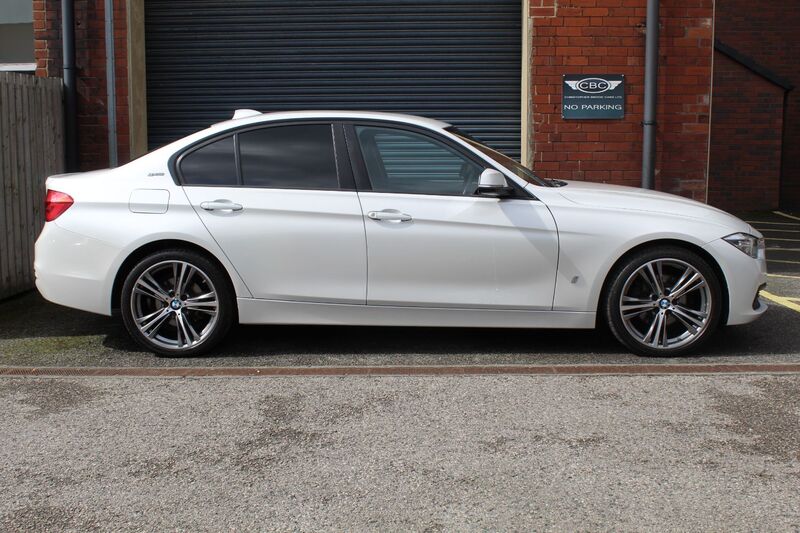 BMW 3 SERIES