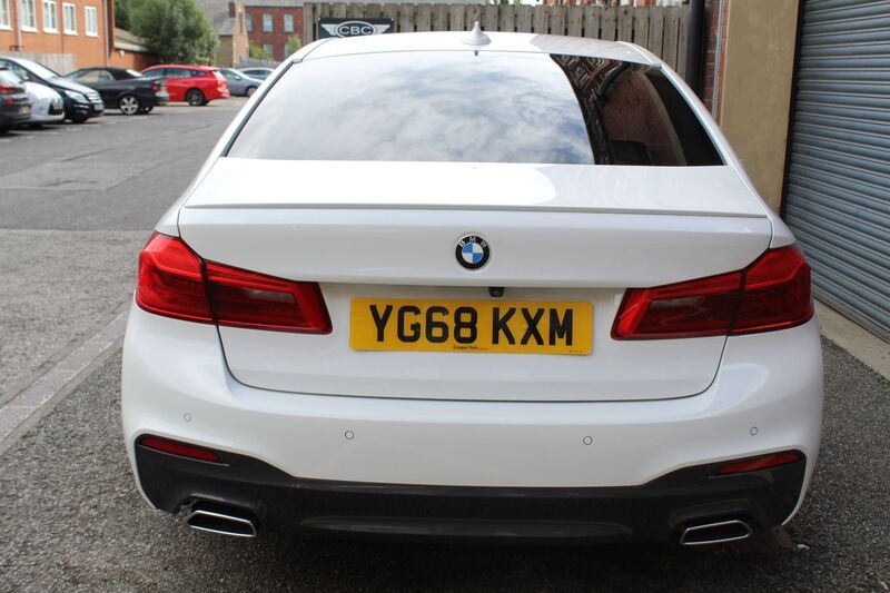 BMW 5 SERIES