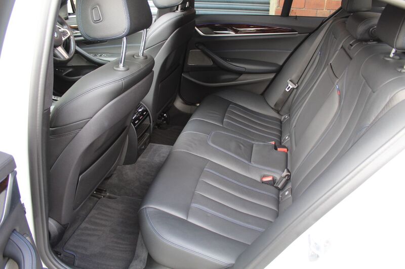 BMW 5 SERIES