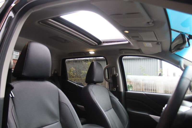 NISSAN NAVARA