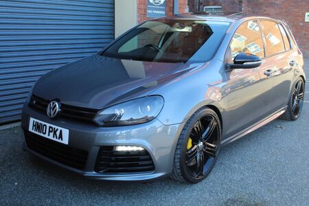 VOLKSWAGEN GOLF R DSG