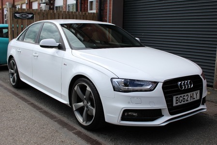 AUDI A4 TDI S LINE BLACK EDITION
