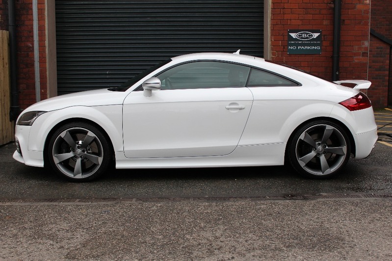 AUDI TT