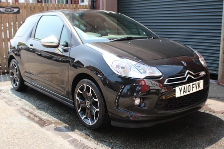 CITROEN DS3 BLACK AND WHITE