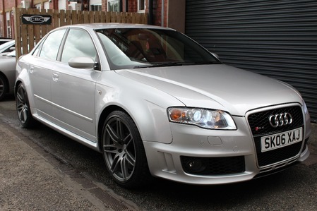 AUDI A4 RS4 QUATTRO