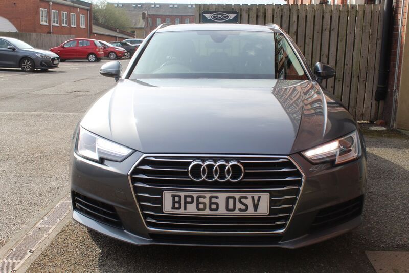 AUDI A4
