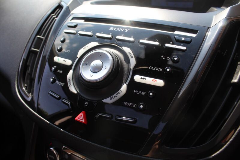 FORD KUGA
