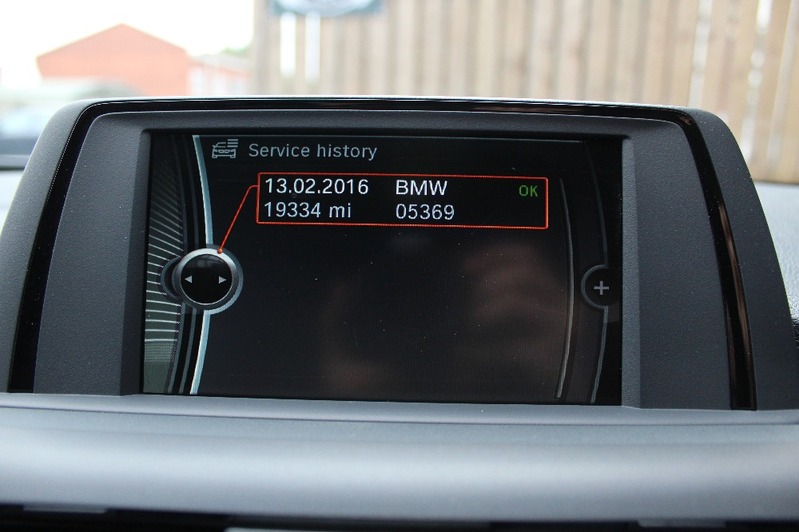 BMW 1 SERIES