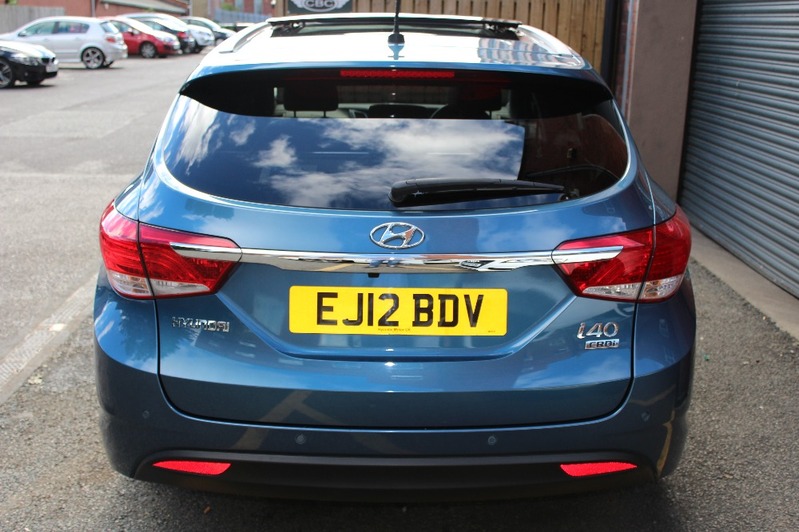 HYUNDAI I40