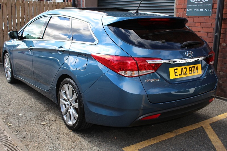 HYUNDAI I40